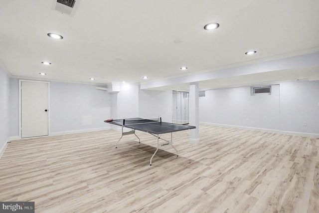 9414 WADSWORTH DR, Bethesda, MD 20817