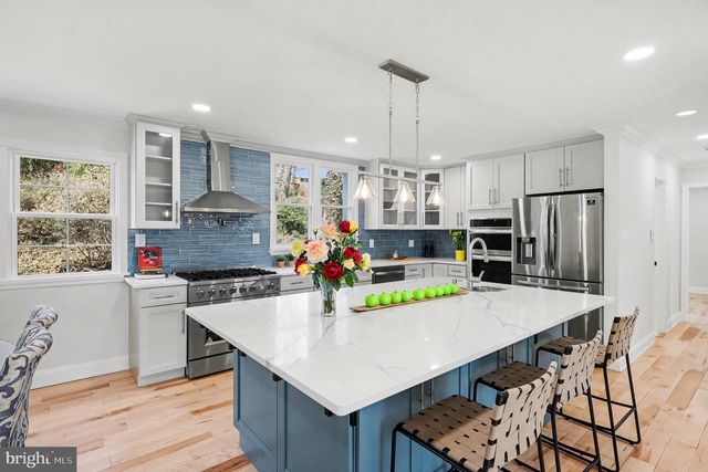 9414 WADSWORTH DR, Bethesda, MD 20817