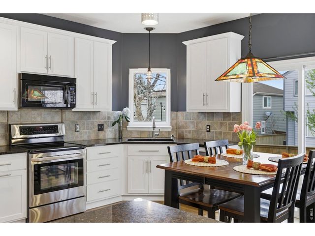 9734 Red Oakes Dr, Highlands Ranch, CO 80126