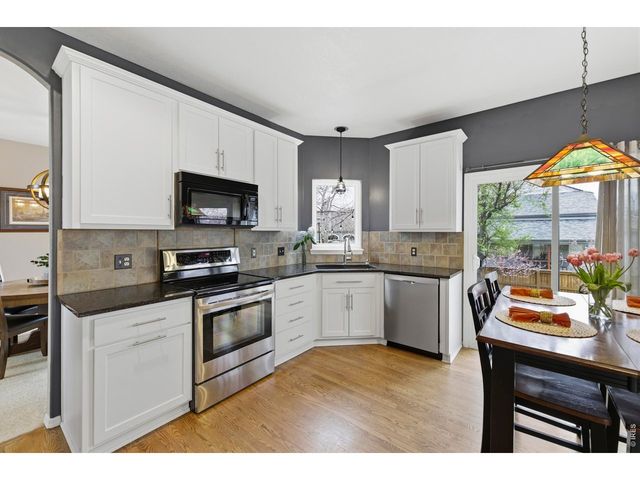 9734 Red Oakes Dr, Highlands Ranch, CO 80126