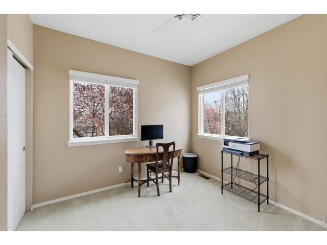 9734 Red Oakes Dr, Highlands Ranch, CO 80126