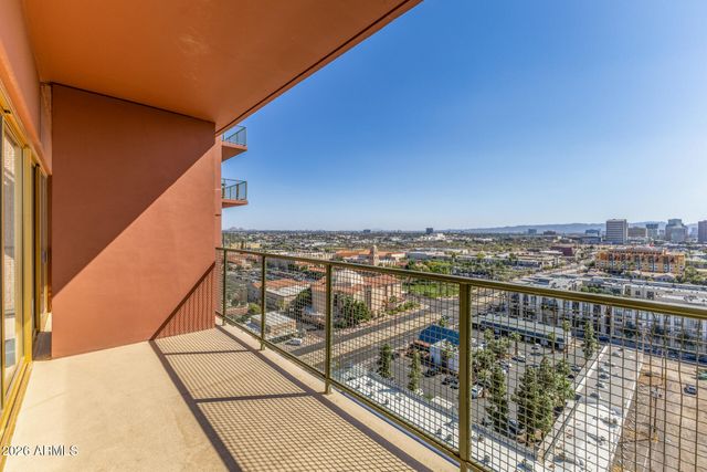 4750 N CENTRAL Avenue E16, Phoenix, AZ 85012