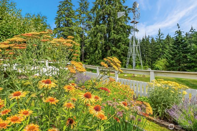 16207 NE 165th Street, Woodinville, WA 98072