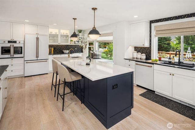 16207 NE 165th Street, Woodinville, WA 98072