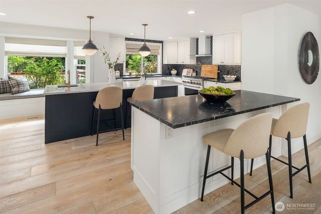 16207 NE 165th Street, Woodinville, WA 98072