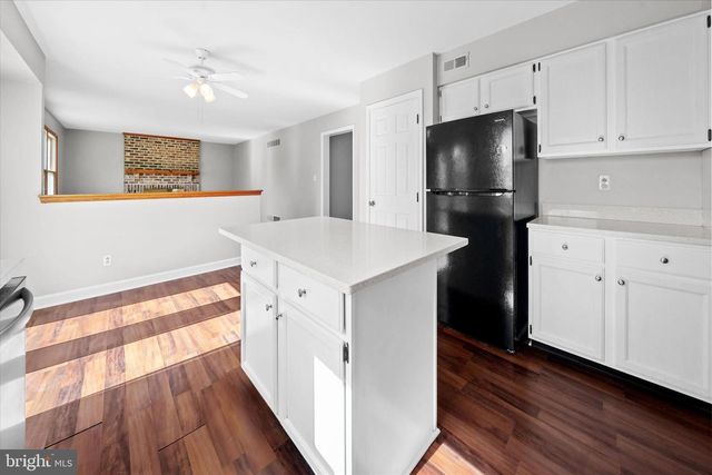 211 NONANTUM DR, Newark, DE 19711