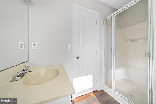 211 NONANTUM DR, Newark, DE 19711