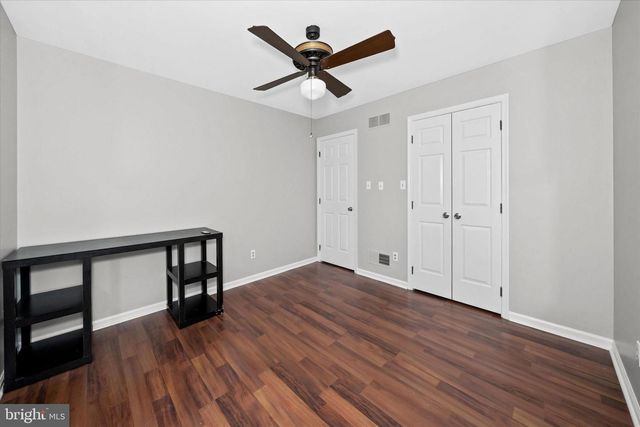 211 NONANTUM DR, Newark, DE 19711