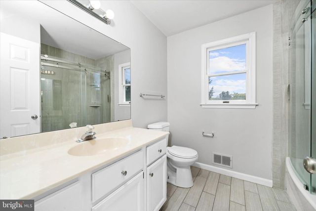 211 NONANTUM DR, Newark, DE 19711