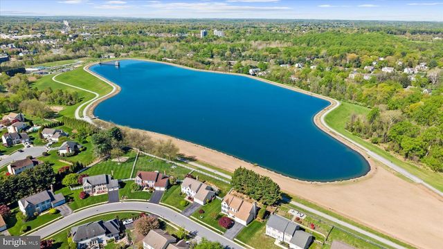 211 NONANTUM DR, Newark, DE 19711