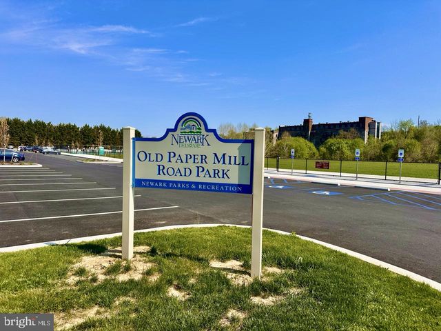 211 NONANTUM DR, Newark, DE 19711