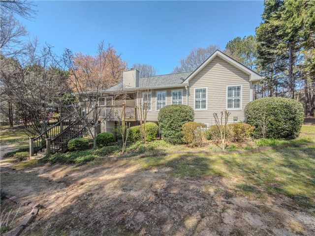 2199 Cedar Lake Court, Loganville, GA 30052