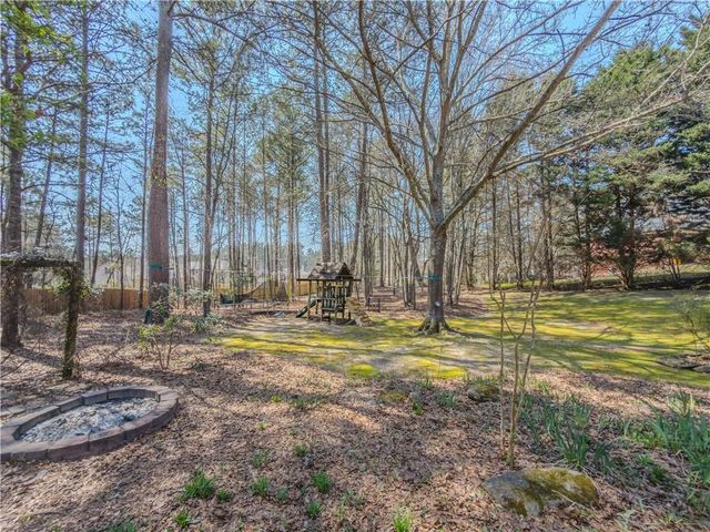 2199 Cedar Lake Court, Loganville, GA 30052