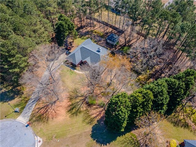 2199 Cedar Lake Court, Loganville, GA 30052