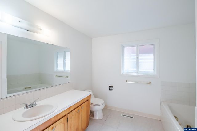 4100 Cordon Rd NE, Salem, OR 97305