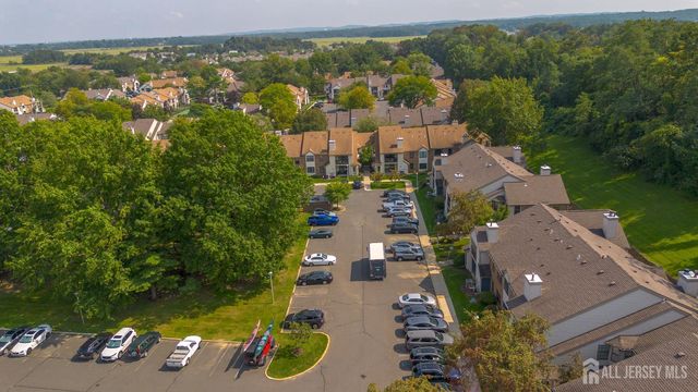 709 Sunshine Court, Sayreville, NJ 08859