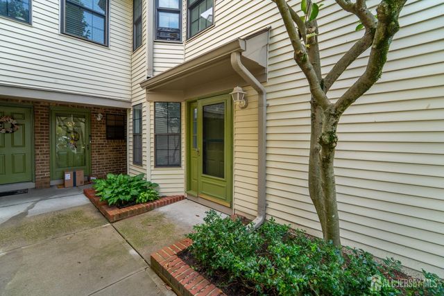 709 Sunshine Court, Sayreville, NJ 08859