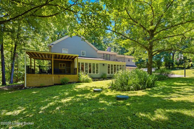 12204 E Osage Rd, Louisville, KY 40223
