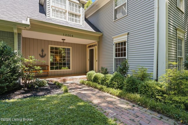12204 E Osage Rd, Louisville, KY 40223