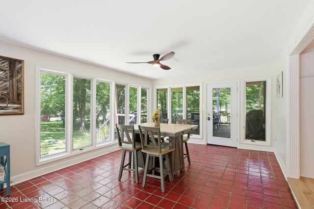 12204 E Osage Rd, Louisville, KY 40223