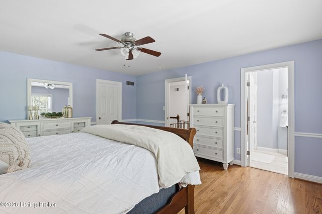 12204 E Osage Rd, Louisville, KY 40223
