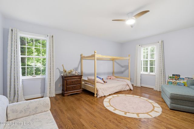 12204 E Osage Rd, Louisville, KY 40223