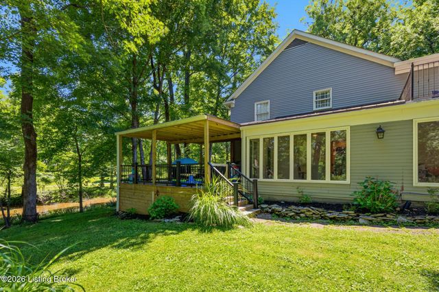 12204 E Osage Rd, Louisville, KY 40223
