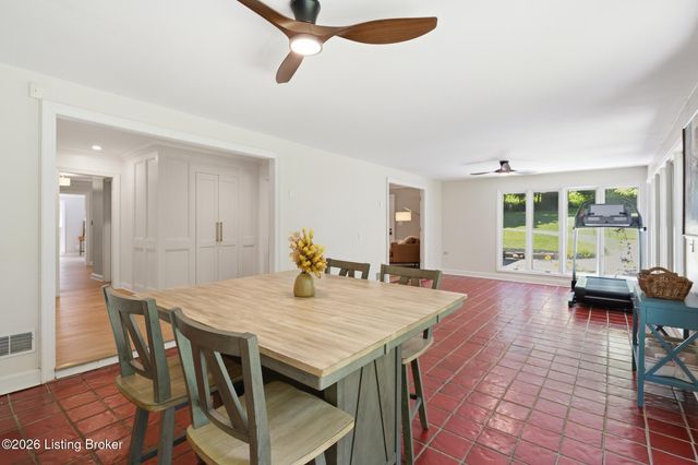 12204 E Osage Rd, Louisville, KY 40223