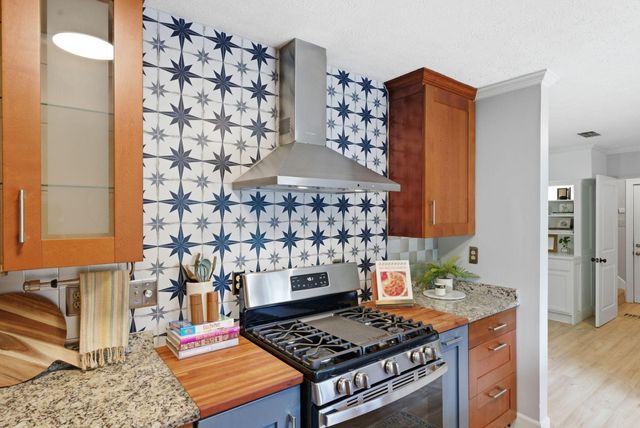 3028 Arrowhead Drive, Lexington, KY 40503