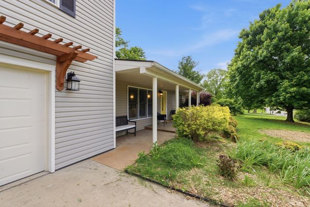 3028 Arrowhead Drive, Lexington, KY 40503