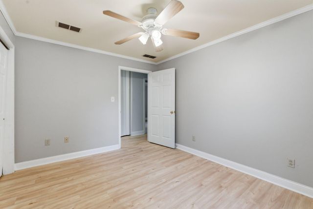3028 Arrowhead Drive, Lexington, KY 40503