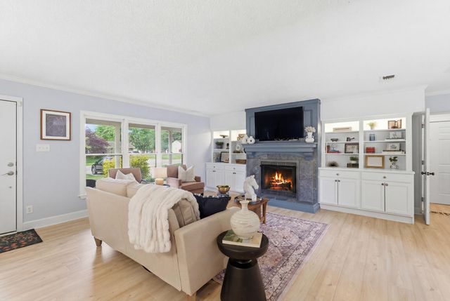3028 Arrowhead Drive, Lexington, KY 40503