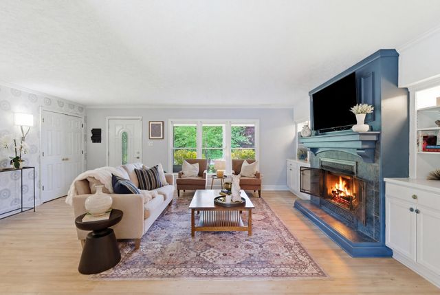 3028 Arrowhead Drive, Lexington, KY 40503