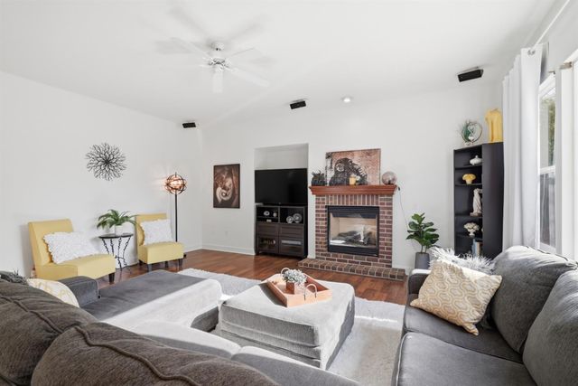 2100 Wyckford Blvd, Rocklin, CA 95765