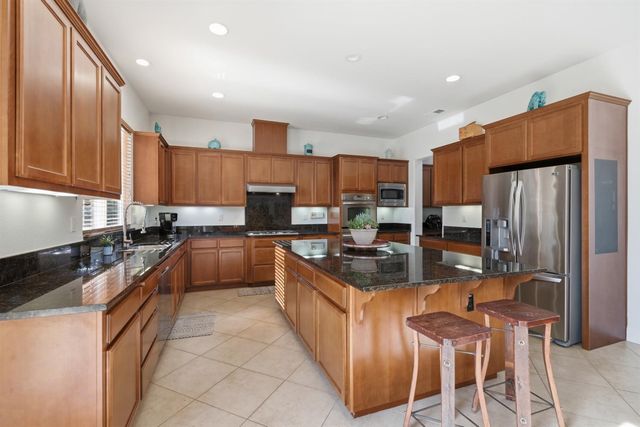 2100 Wyckford Blvd, Rocklin, CA 95765