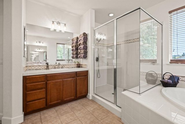 2100 Wyckford Blvd, Rocklin, CA 95765