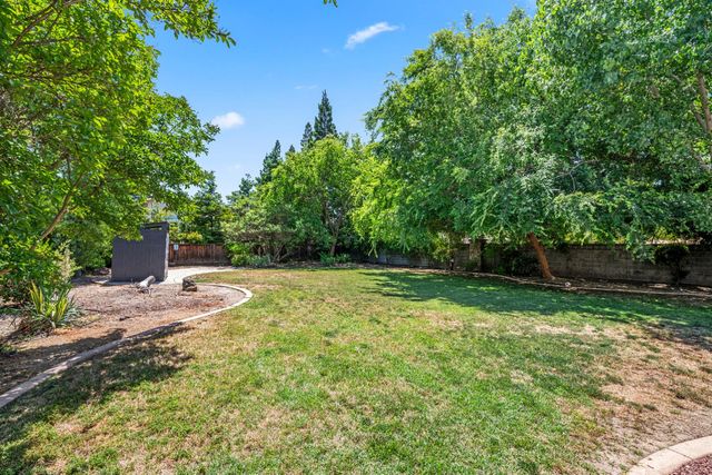 2100 Wyckford Blvd, Rocklin, CA 95765