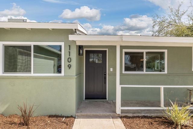 1109 Chelsea Street, Bakersfield, CA 93306