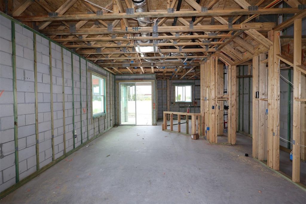 Image 4 of property listing at 4714 CAMPSITE LOOP, Orlando, FL 32824