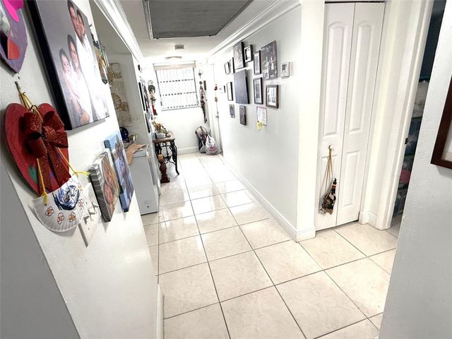 1101 Colony Point Circle 123, Pembroke Pines, FL 33026