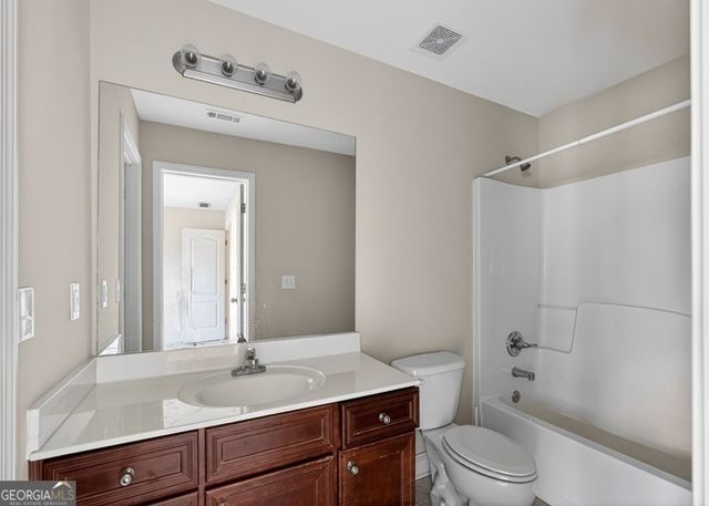 1805 Regents Way, Conyers, GA 30094