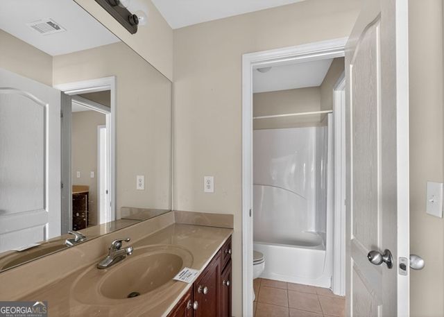 1805 Regents Way, Conyers, GA 30094