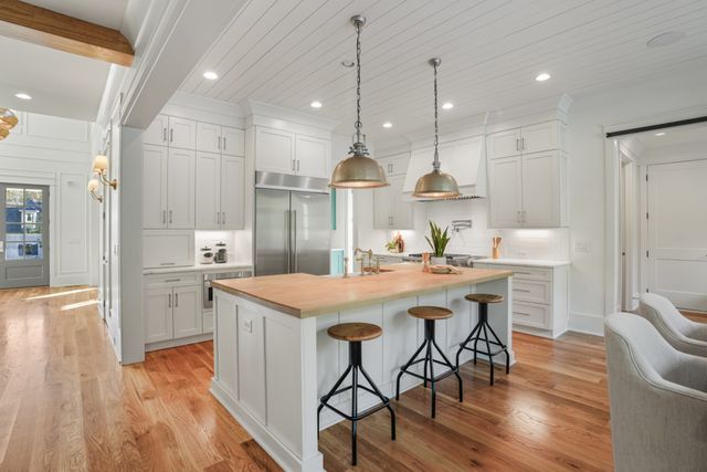 8646 Belladonna Dr, College Grove, TN 37046