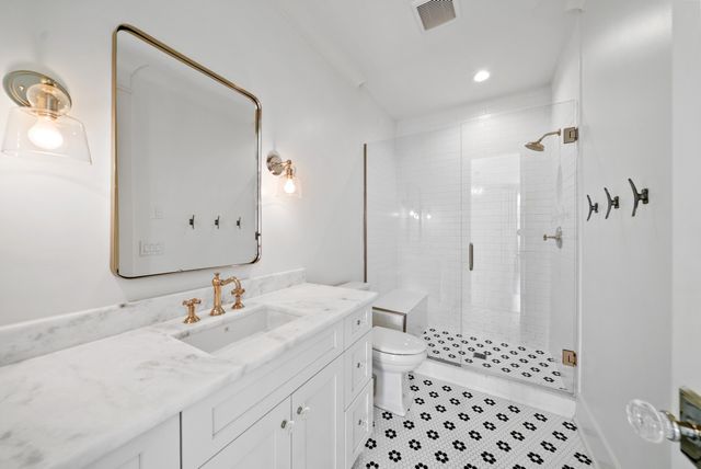 8646 Belladonna Dr, College Grove, TN 37046