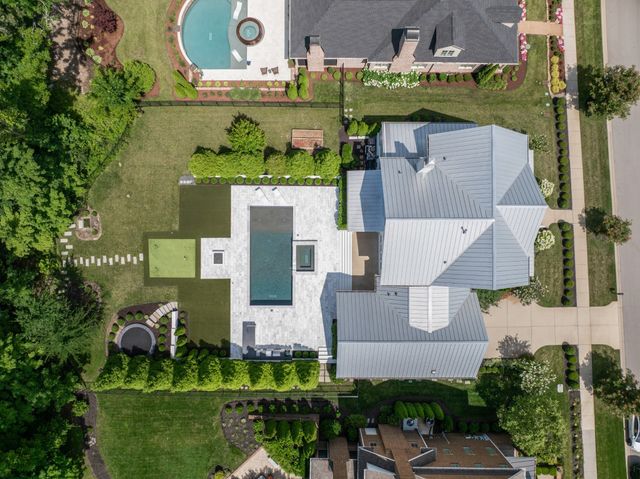 8646 Belladonna Dr, College Grove, TN 37046