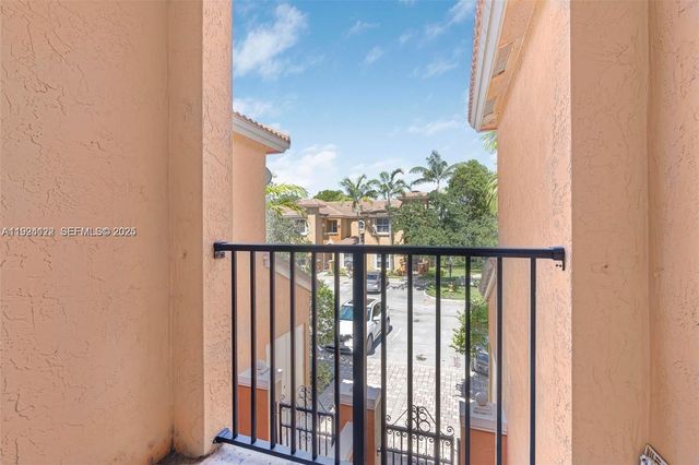 2712 SW 120th Ter 909-9, Miramar, FL 33025