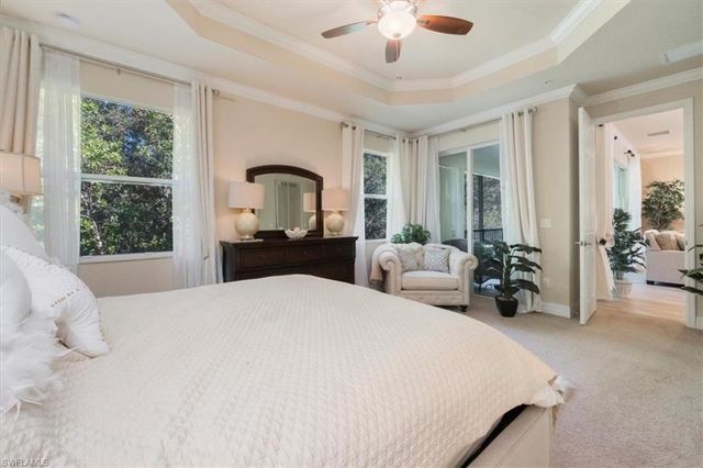 6502 Monterey PT # 202, Naples, FL 34105