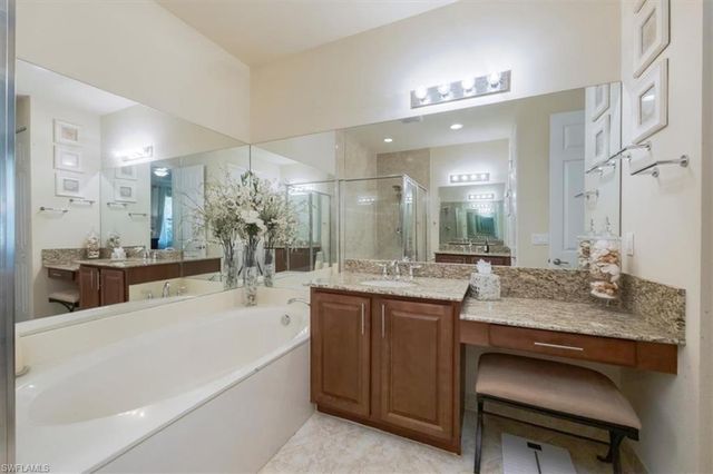 6502 Monterey PT # 202, Naples, FL 34105
