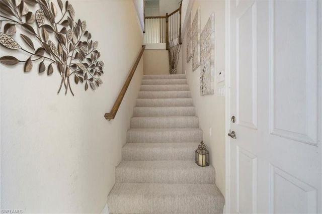 6502 Monterey PT # 202, Naples, FL 34105