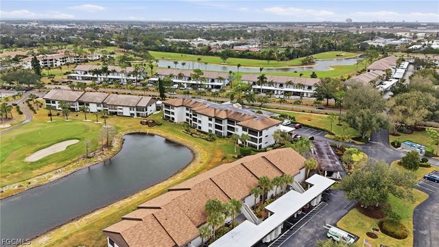 5810 Trailwinds DR 912, Fort Myers, FL 33907